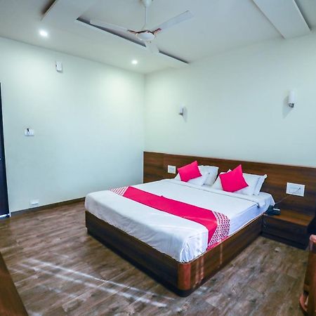 Hotel The Cult Hubli Luaran gambar