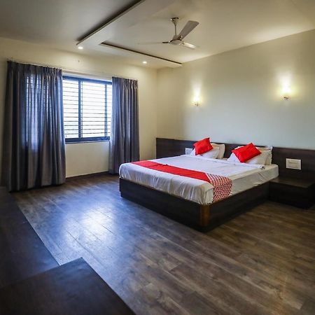 Hotel The Cult Hubli Luaran gambar