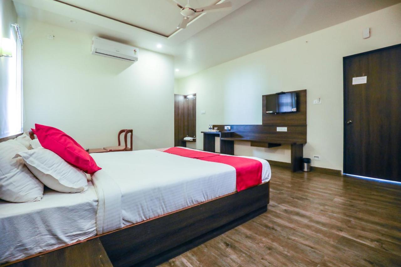 Hotel The Cult Hubli Luaran gambar