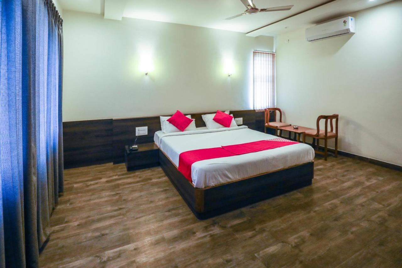 Hotel The Cult Hubli Luaran gambar